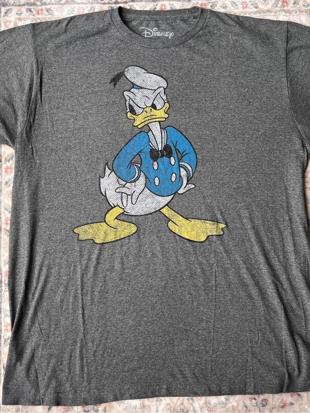 Disney Gray Short-Sleeve Donald Duck Graphic Tee Size XL